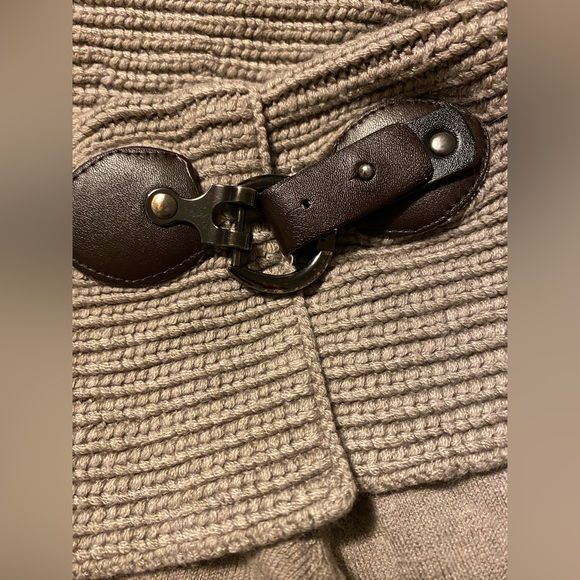 Women sweater Le Chateau - Picture 3 of 4